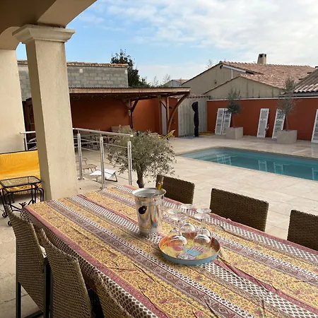 Proche Saint Rémy De Provence Villa Molleges